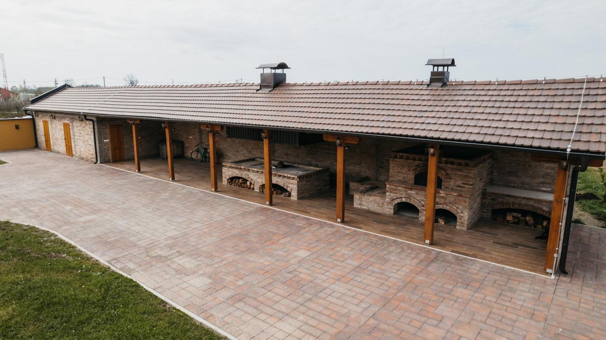 Pansion Mihica Dvori Hotel Babina Greda Exterior photo